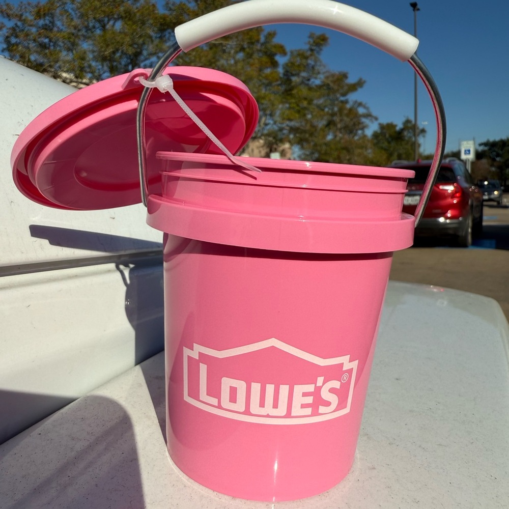 LOWES PINK MINI BUCKET